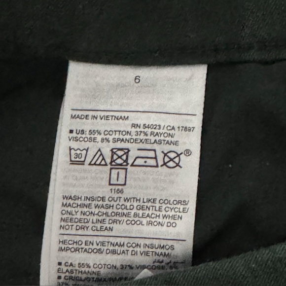 Old Navy Sz 6 Dark Bottle High Rise Secret Smooth Pockets Pixie Ankle Pants NEW - Picture 7 of 7